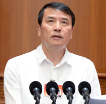叶小钢常委：消除高校浮躁之风迫在眉睫