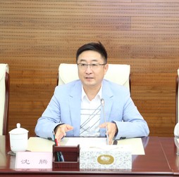 “能折腾”的沈腾