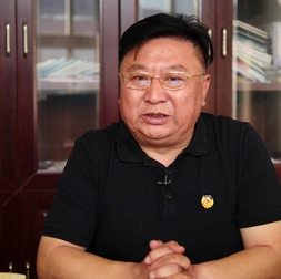 “村儿里”的政协委员