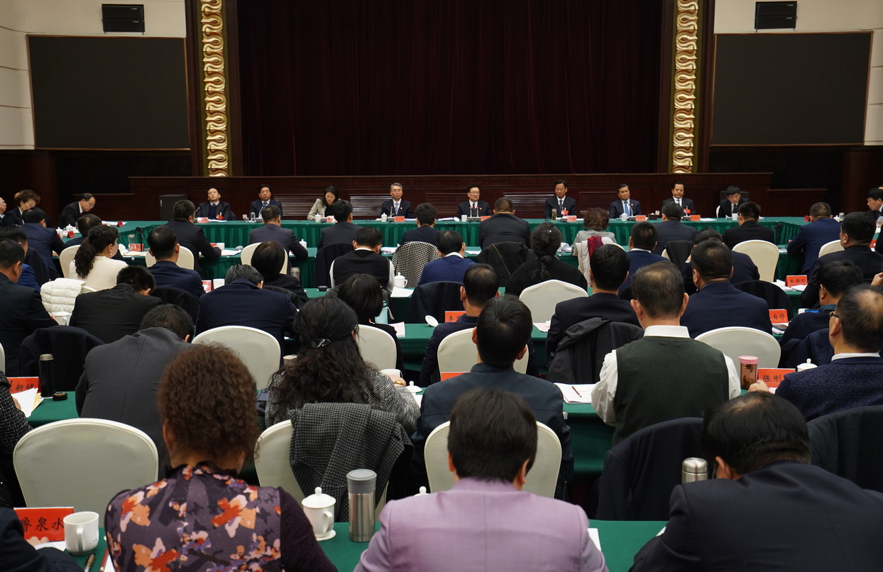 王国生参加农林科技界别联组讨论会