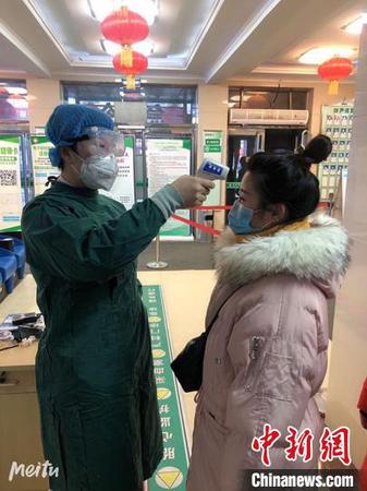 疫情依旧严峻 刘志鹏供图 摄