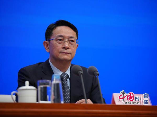 国际发展合作署副署长邓波清