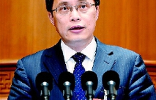 黄璐琦委员:应重视用中国办法保护人民生命安全和身体健康