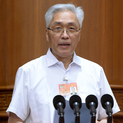 牛汝极常委：通过政策扶持助推 南疆四地州稳定脱贫