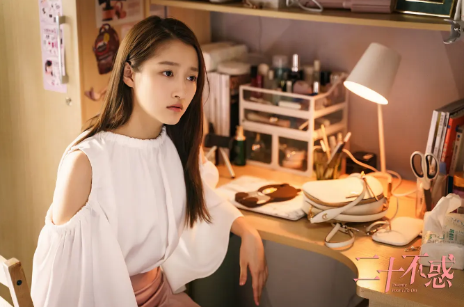 关晓彤：二十岁的不惑，来自青春的勇敢