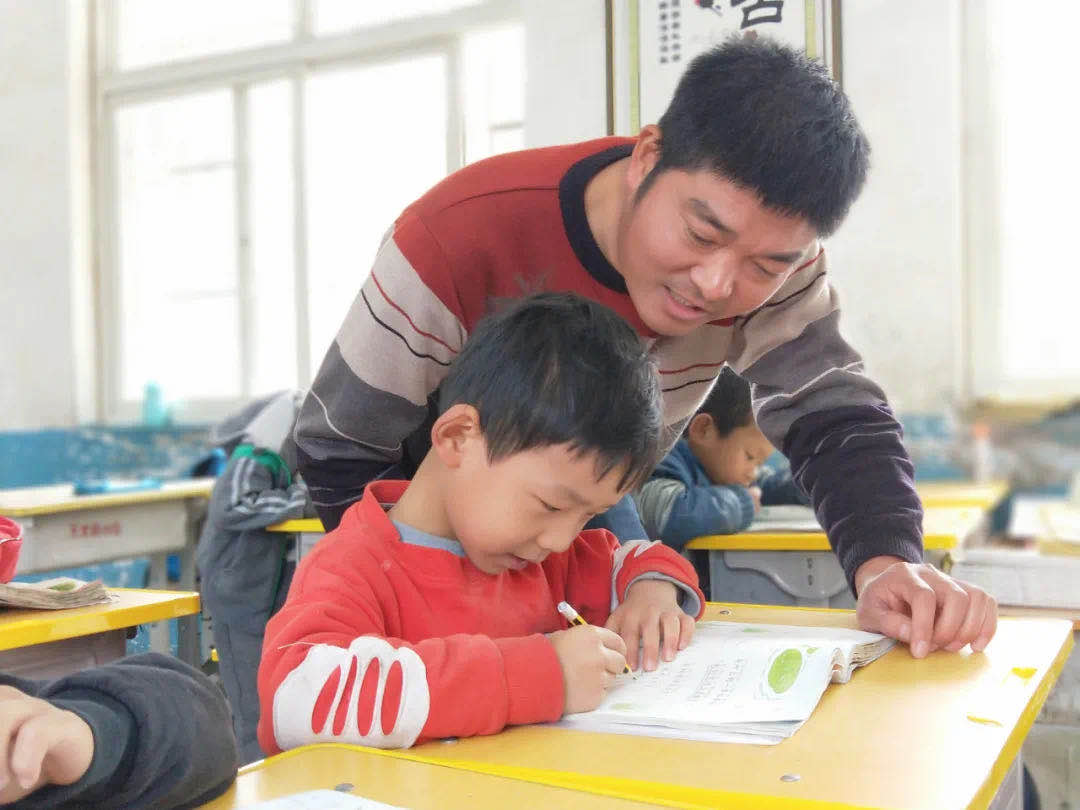 帮扶路上，步履不停