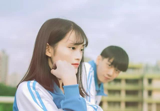 55%的大学生认同“大学没有恋爱是遗憾”