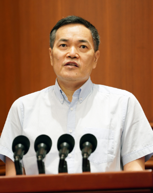 钱克明常委