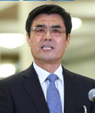发挥中央企业带动作用 加快形成新发展格局