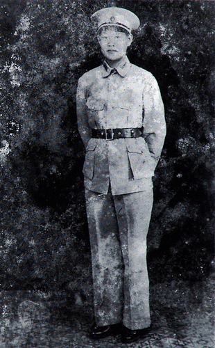 李月美戎装照