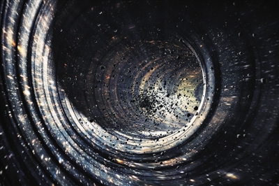 黑洞与虫洞相遇后结局众多 但都绕不开引力波