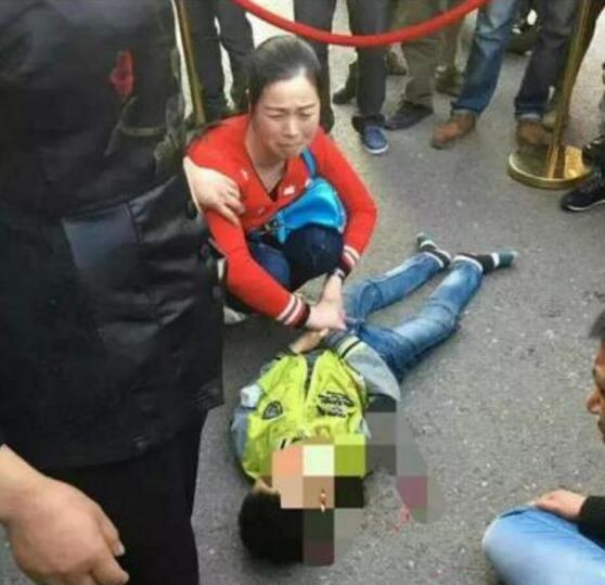 家庭教育之伤：养不教谁之过？