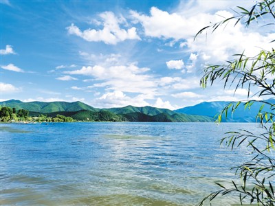 当大凉山遇上泸沽湖