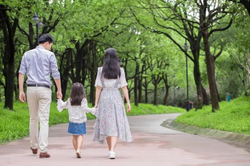 当“虎妈”遇到“猫爸”……