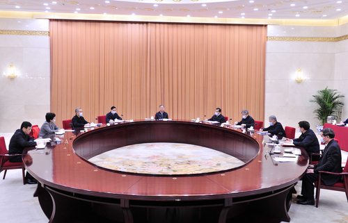 1月27日，全国政协党组理论学习中心组举行2021年第一次集体学习，学习贯彻习近平总书记在中央政治局民主生活会上的重要讲话，第十九届中央纪委五次会议精神。中共中央政治局常委、全国政协主席、党组书记汪洋主持会议并讲话。