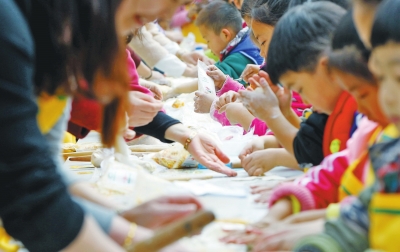 团圆饺子中的创造性思维培养