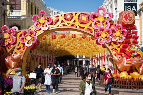 （港澳台·图文互动）（3）盼得云开见月明(112436)-20210220084544