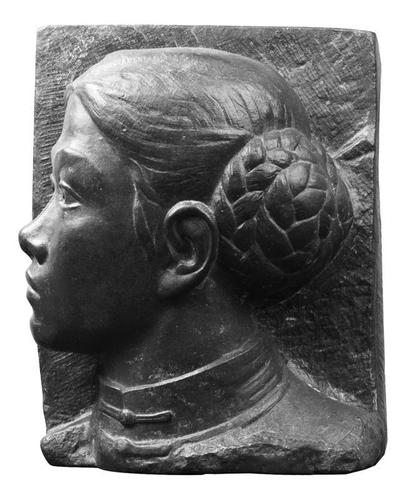 纪念碑浮雕《五四运动》人物头像，滑田友，1956年2