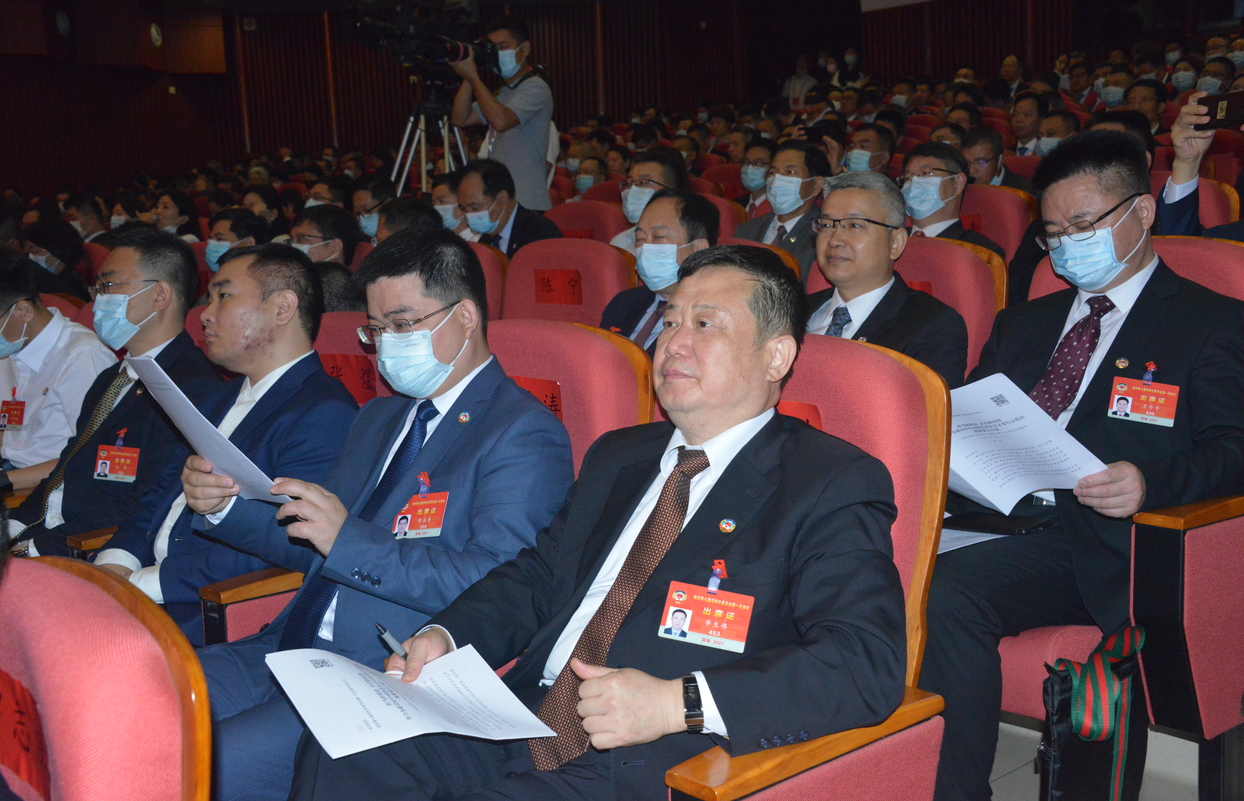 深圳市政协七届一次会议 