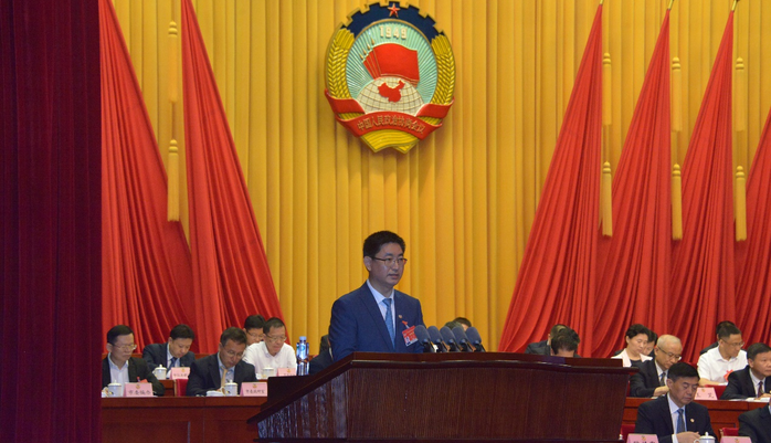 民革中央委员何杰