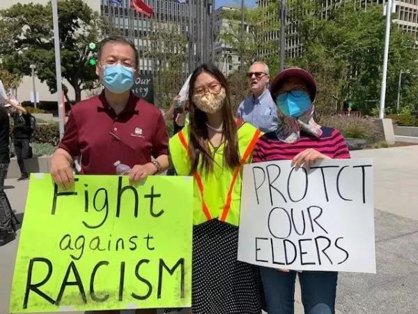 脱下“隐形衣”，美国华裔年轻一代为反歧视代言！
