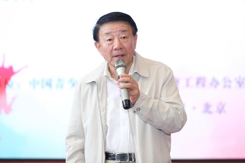 王佐书副主席勉励大家继续做好未成年人保护工作