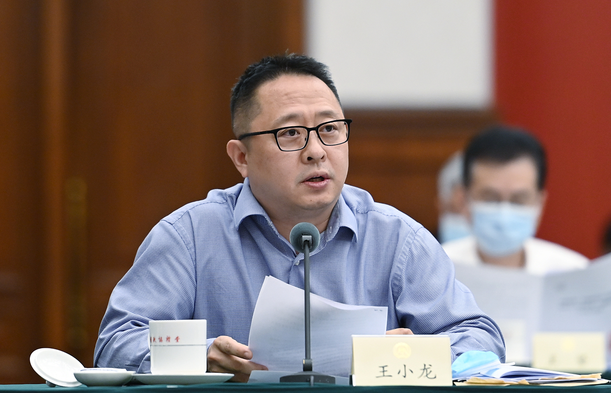        委员发言