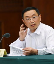 全国政协委员，农工党四川省委会副主委，四川省卫生健康委员会主任何延政：落实医疗机构公共卫生责任创新医防协同机制