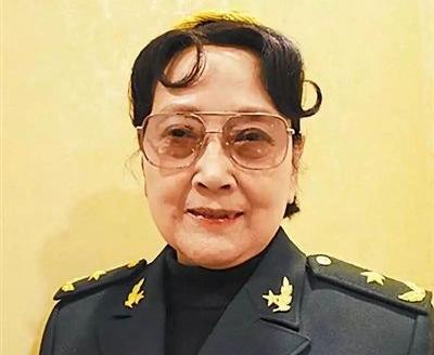 王晓棠：银幕上几秒钟，银幕下千般功