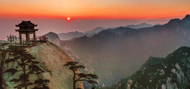 日出华山