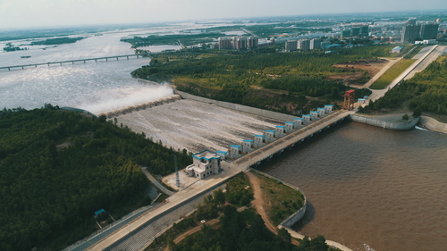 尼尔基水利枢纽泄洪 (1)(507517)-20210819091254