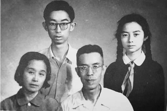 可敬可爱彭子冈