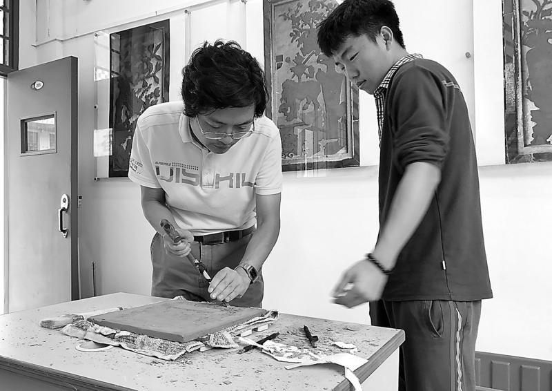 “砖心”助残镌刻别样人生