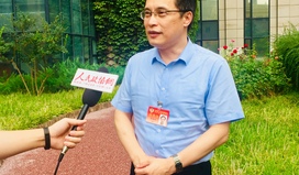 全国政协常委黄璐琦：让老百姓方便看中医，放心用中药