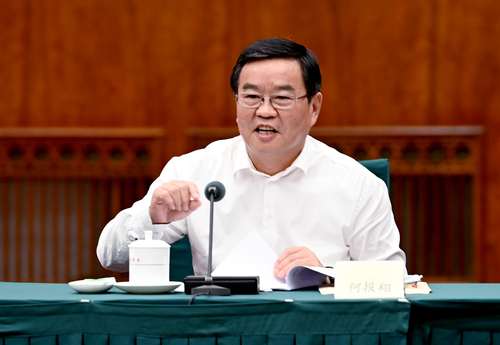何报翔