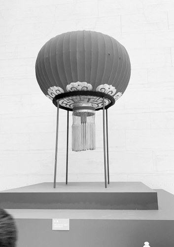 开国大典时天安门城楼上悬挂的大红灯笼，2019年国家博物馆展出。 本报记者 李冰洁 摄