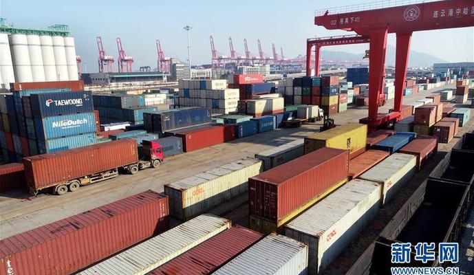 “将政府非必须承担的职能还给市场、还给社会”