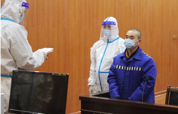 旅游博主亵渎烈士墓一审宣判：获刑七个月
