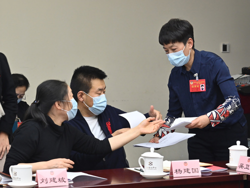 （朝阳区政协全会图片稿件）我也说两句！(737527)-20211217090702(1)
