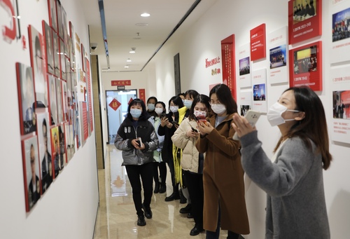津站，请转两岸经合(738055)-20211220020447