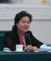 全国政协委员，中国集团公司促进会副秘书长严慧英：让强制报告制度更加刚性
