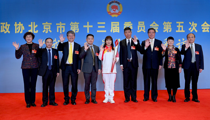北京市政协十三届五次会议举办“我是委员”集体采访活动