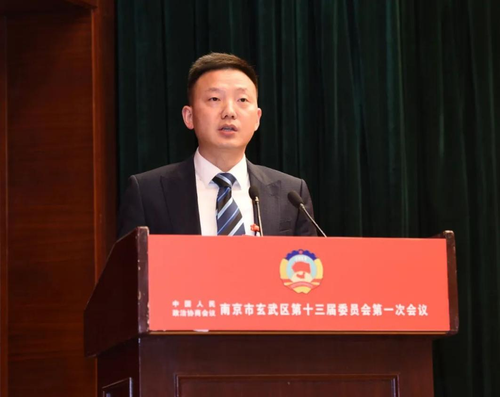 2李越峰