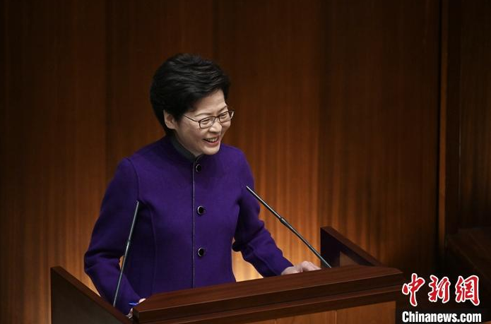 香港特首：期望与立法会议员充分合作做出实绩