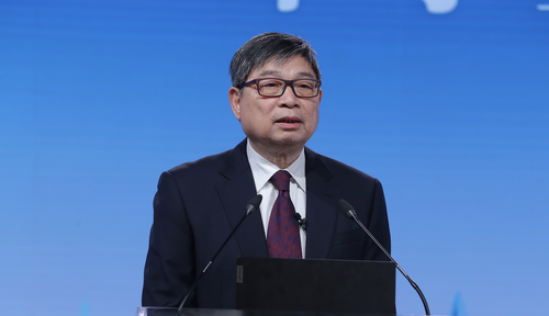 全国工商联原副主席 谢伯阳