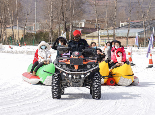 （社会）（5）青海互助：冰雪旅游助力乡村(862468)-20220221083209