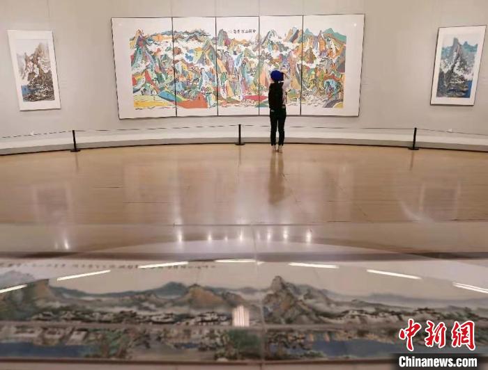 中国美术馆展出方骏国画精品诠“家山”意境
