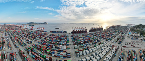 俯瞰上海洋山港码头(951105)-20220316083758