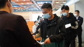 “专属网络面试间”助力高校毕业生求职