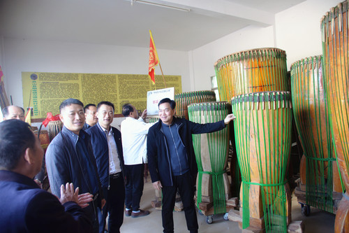 26日4版 政协图片——建言民族文化产业(1035937)-20220426084635